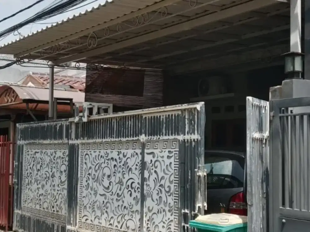 Rumah di Duren Sawit Siap Huni Dalam Perumahan Akses 2 Mobil, Depan Jalan Rumah Lebar dan 2 Mobil Dekat Tol Becakayu