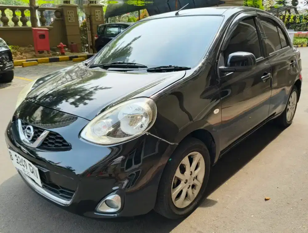 Nissan March XS 2015 AT