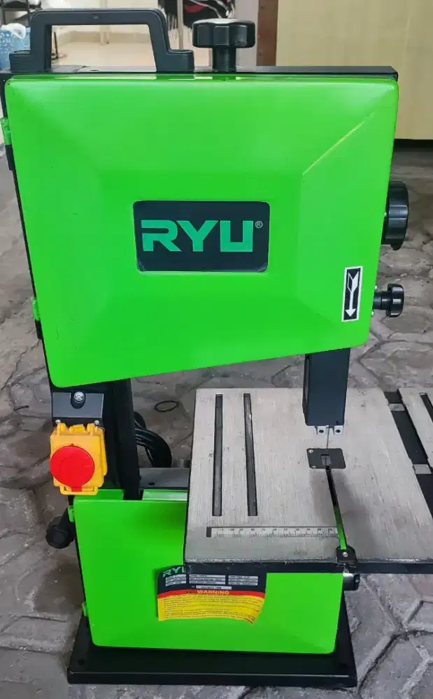 BAND SAW 8 RYU