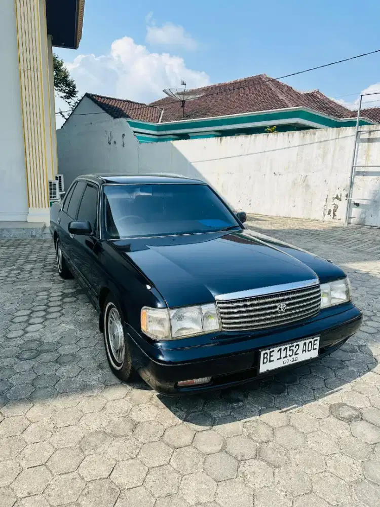 Crown diesel  manual