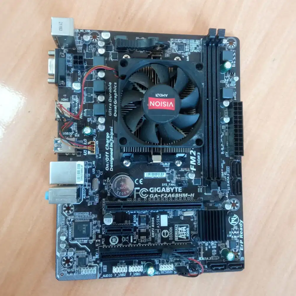 Gigabyte F2A68HM + AMD A6-6400K / A4-6300