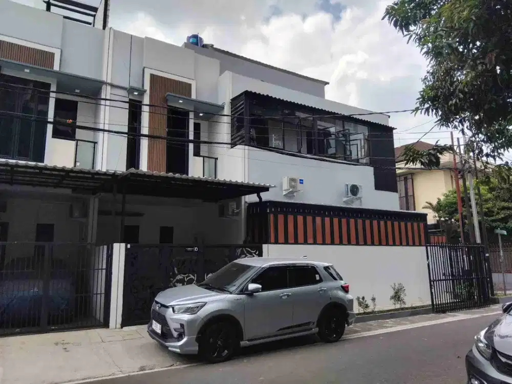 Rumah di jual 3 KT 3 KM depan RS Islam Cempaka putih, SHM