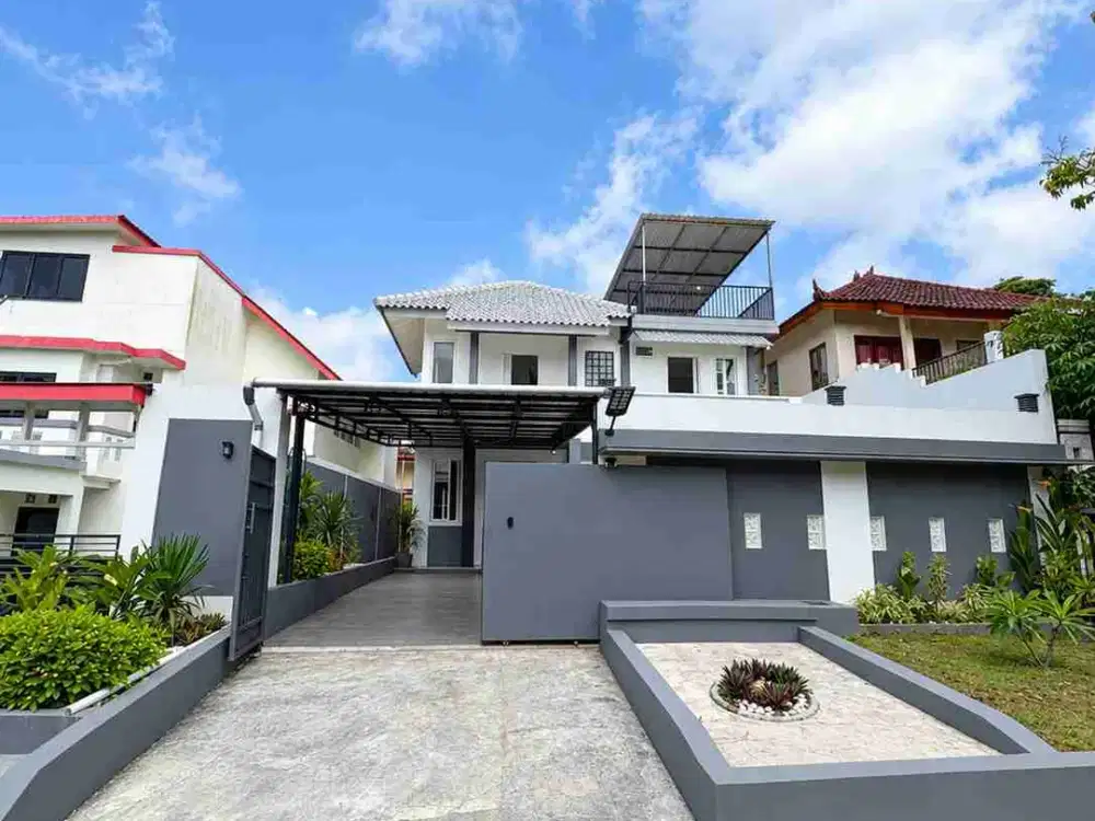 Villa 2 lantai 5 kamar full furnished luas tanah 220 m2 di Kawasan Uluwatu Kuta Selatan.