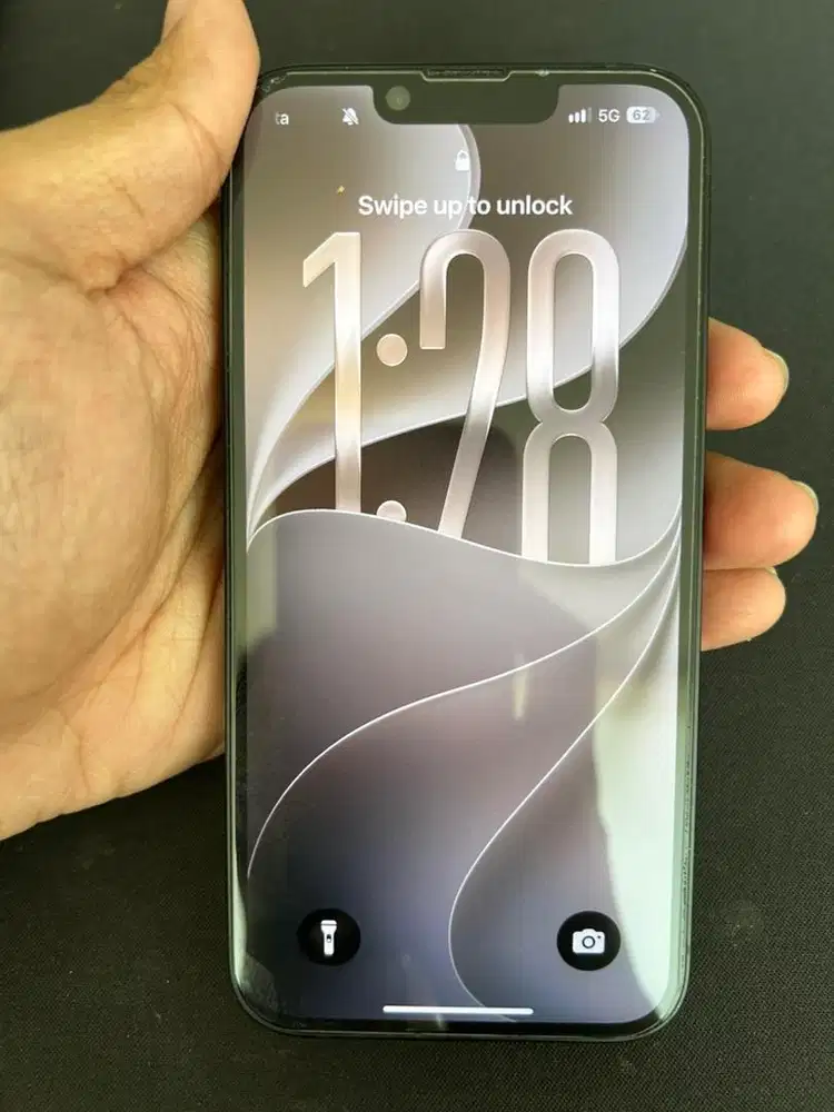 FOR SALE — iPhone 16e 128 GB