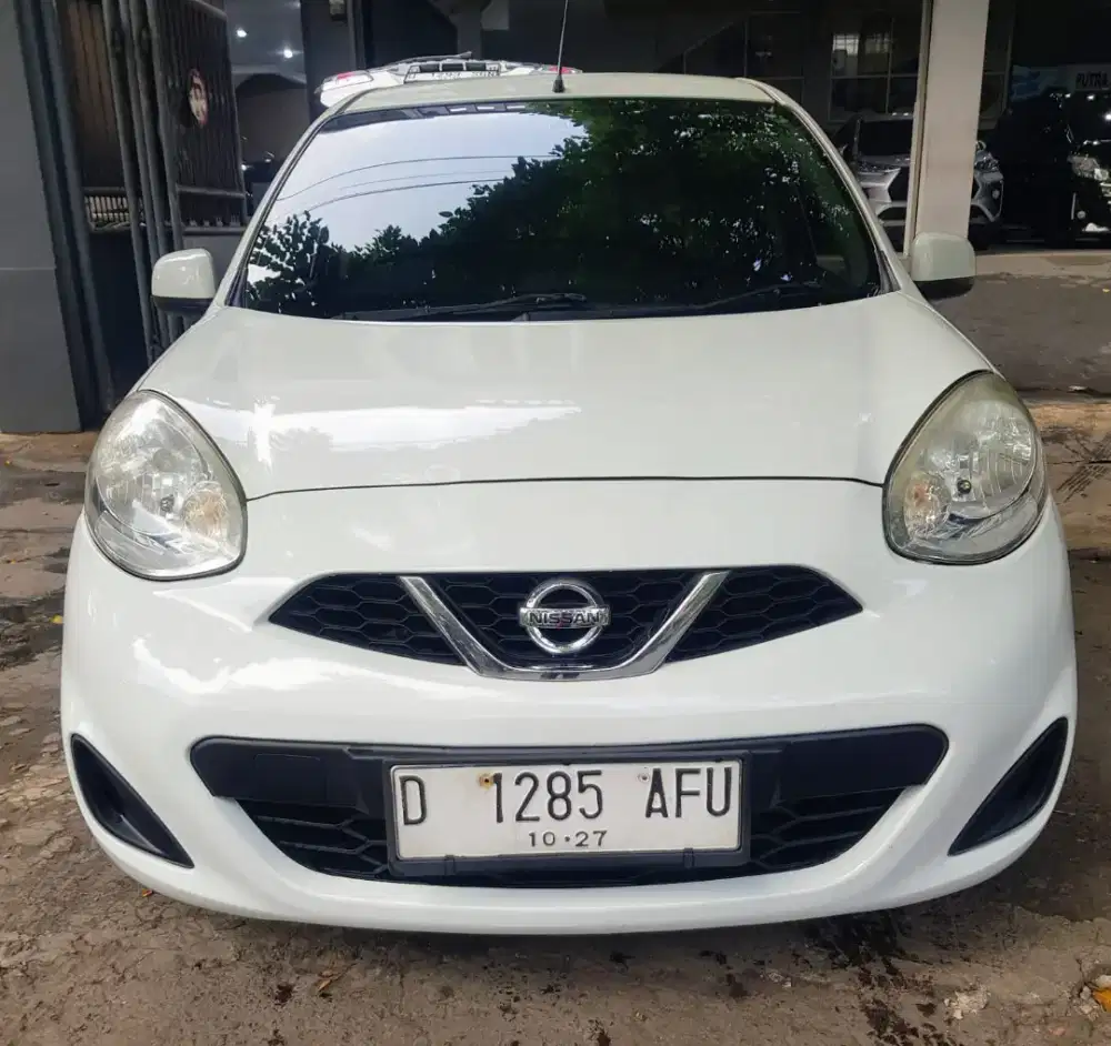 Nissan march 1.2 matic 2016