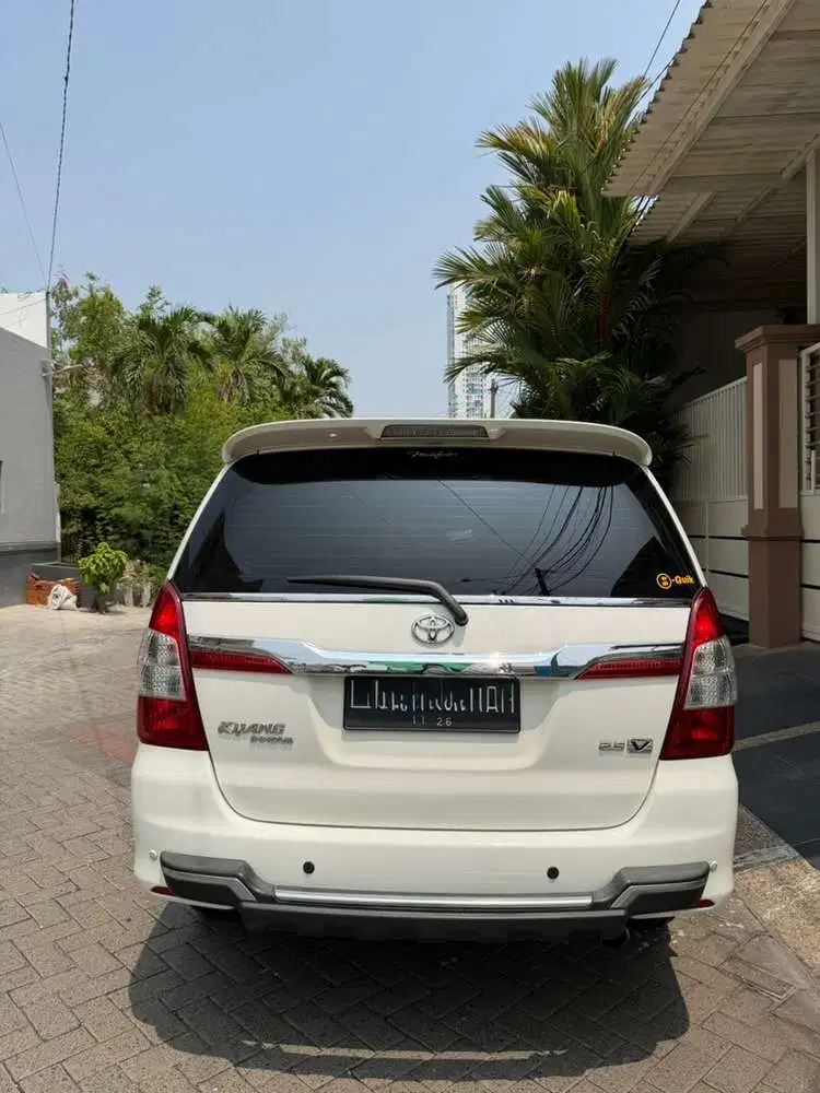 Toyota Kijang Innova 2014 Diesel