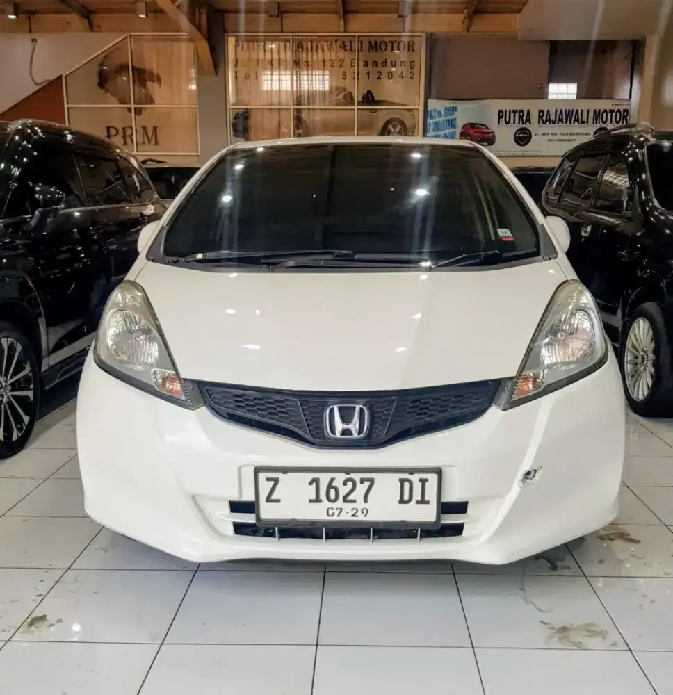 Honda jazz matic s 2012