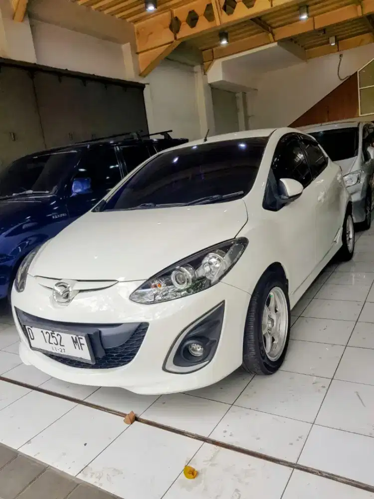 Mazda 2 matic 2014