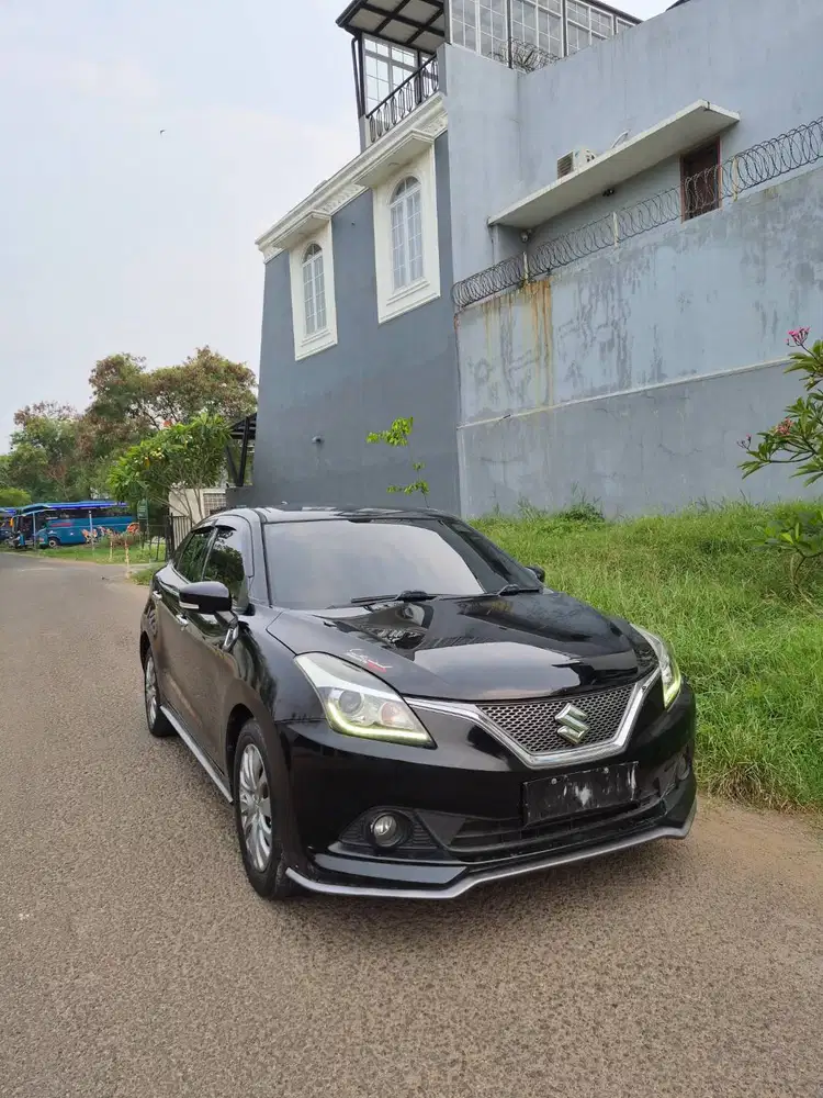 HATCHBACK TERBAIK DENGAN HARGA MURAH  Baleno Hb 2018