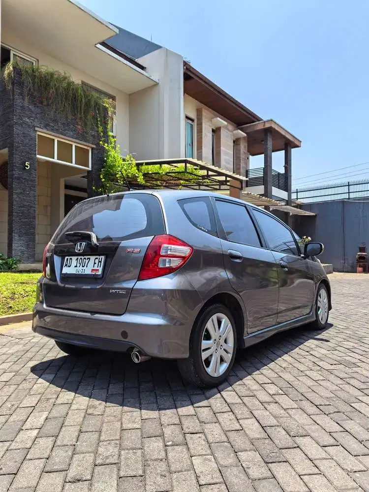 Honda Jazz 2011 Bensin