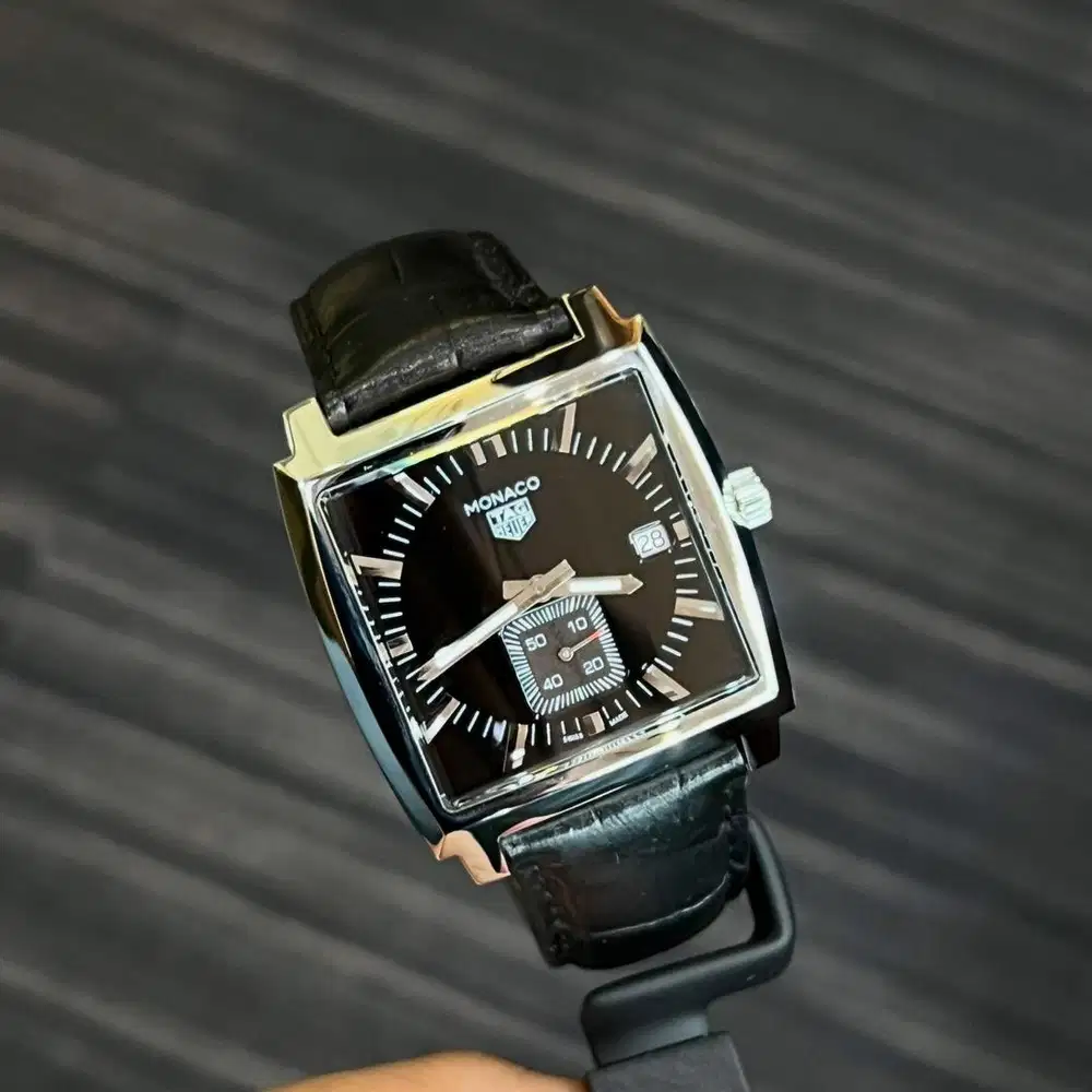 TAG HEUER MONACO BLACK DIAL QUARTZ, Boxs Paper WAW131A