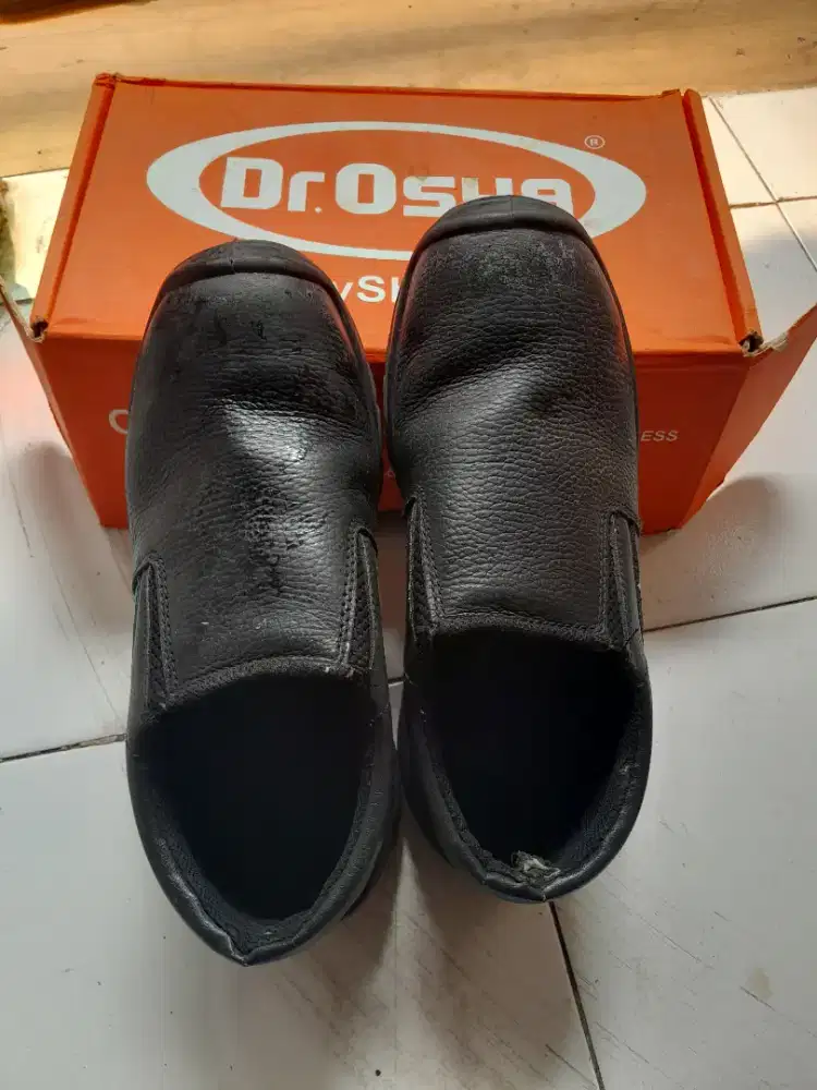 Safety shoes Dr.Osha