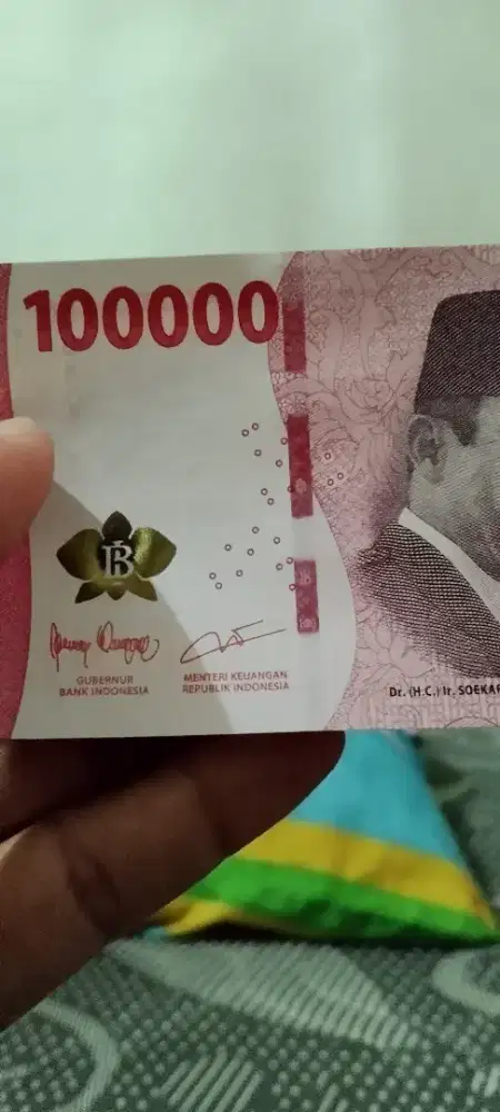 Jual uang seratus ribu edisi mentri keuangan pak purbaya