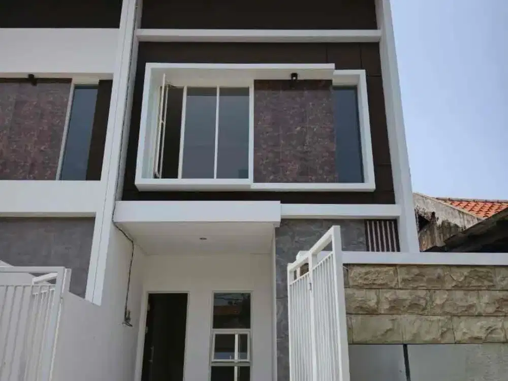 Baru Gress‼Rumah Medokan Asri Timur - Rungkut