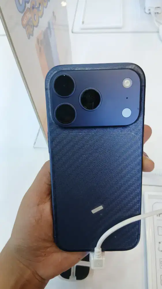 iPhone 17 Pro 256,512,1TB