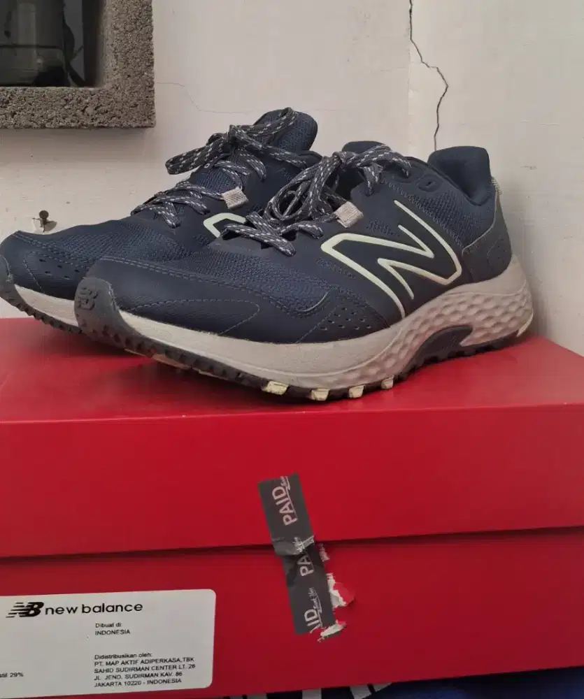 Sepatu New Balance MT410. Original