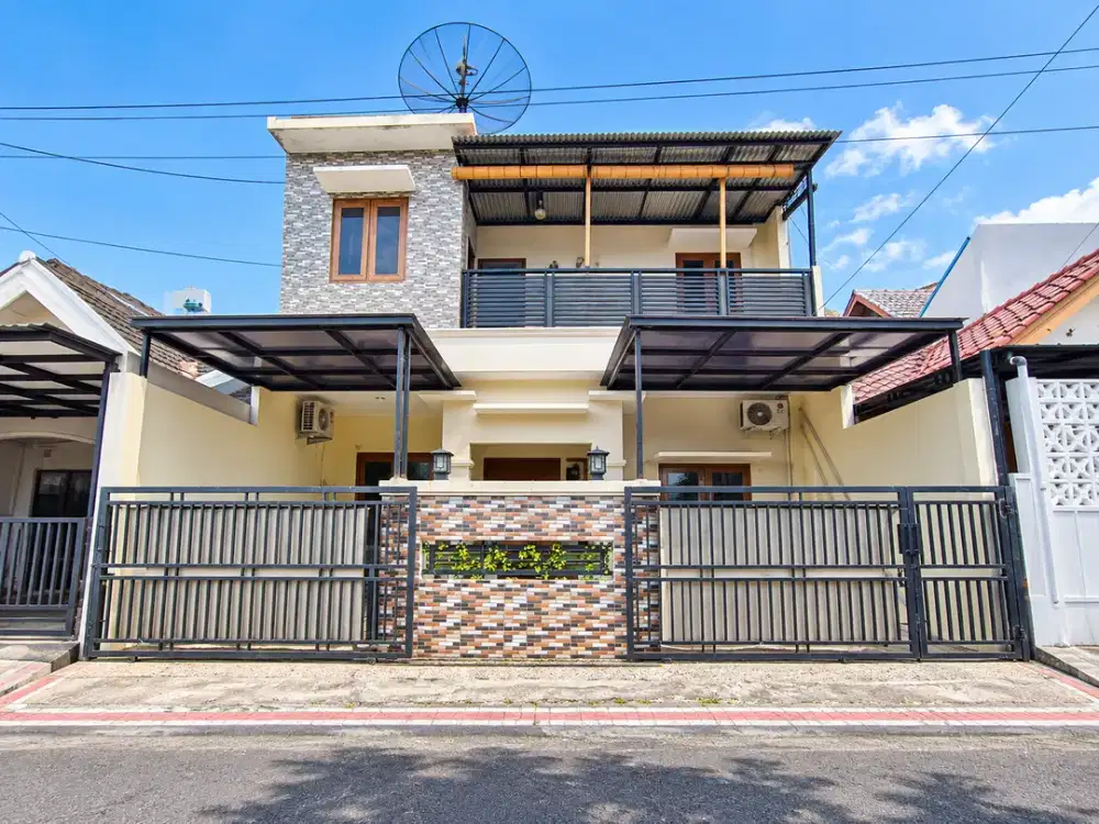 DISEWAKAN RUMAH 2 LANTAI FULL FURNITURE — DEKAT PUSAT KOTA PURWOKERTO