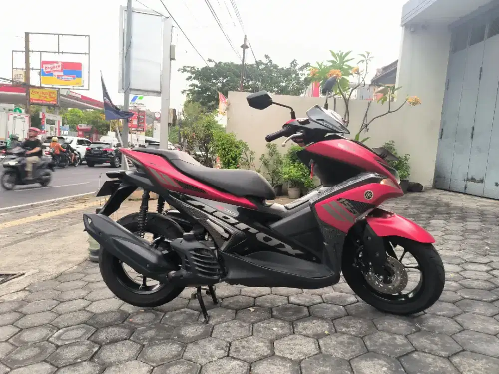 Yamaha AEROX,   Top