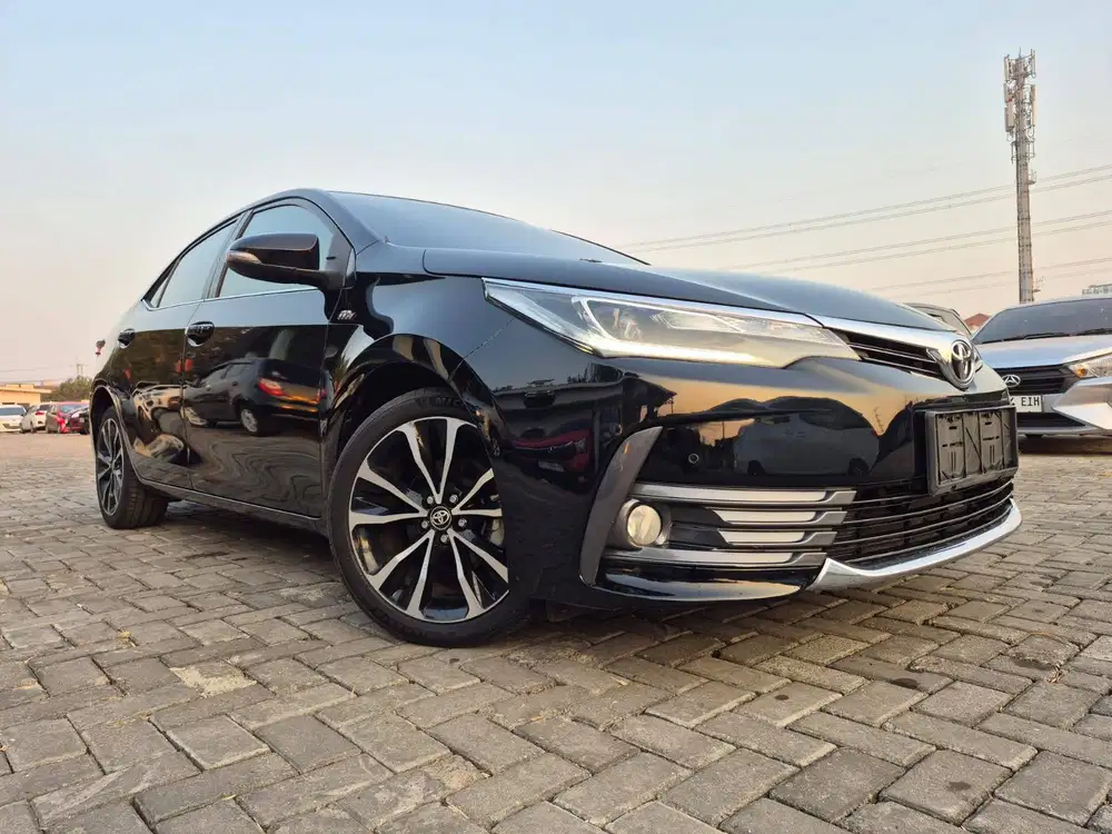 Toyota Corolla Altis 1.8 V A/T Facelift 2017