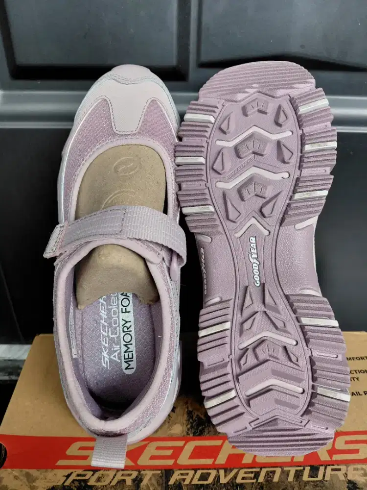 Di Jual Sepatu Skechers Wanita Ori