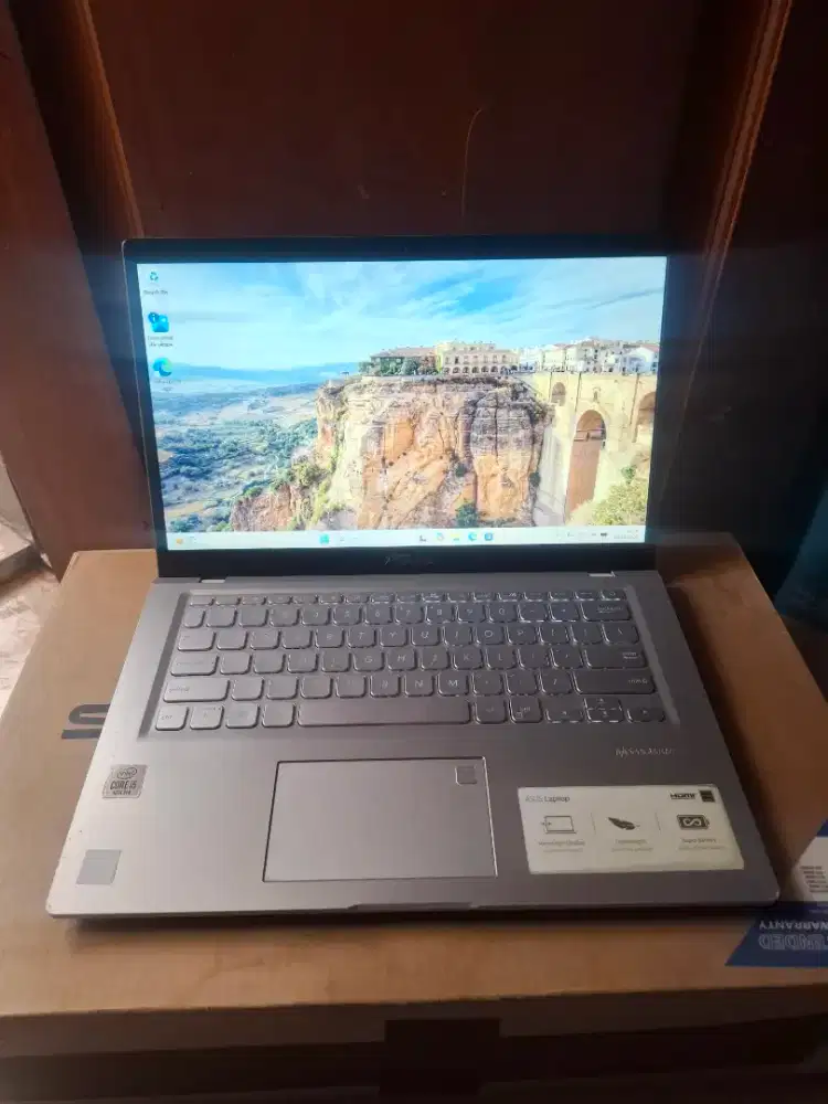 Laptop Asus Vivobook X415J Core i5 Gen 10