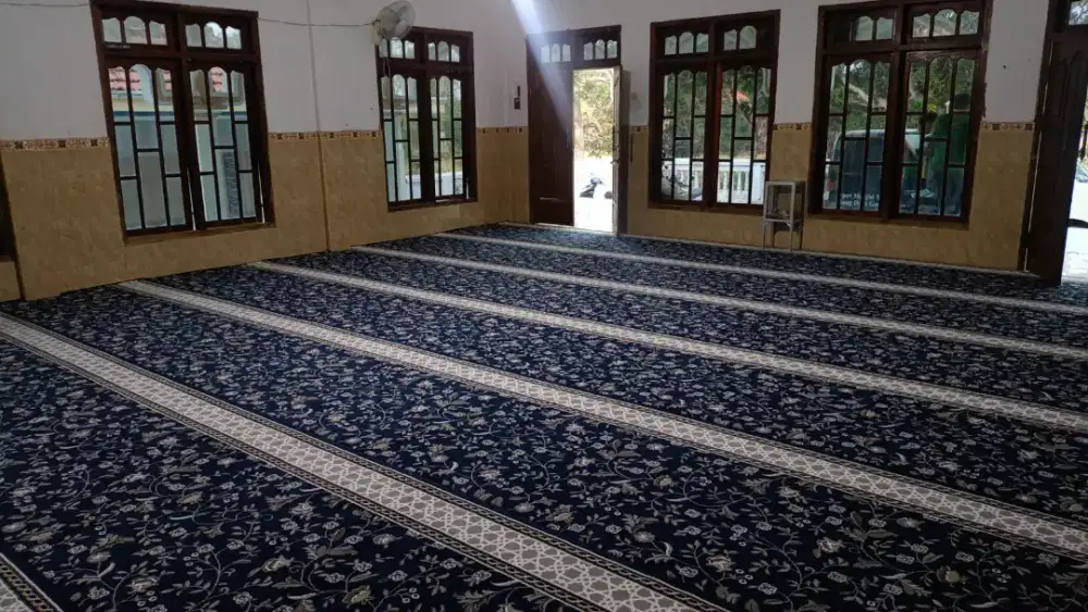 Karpet Masjid Tipe Ekonomis Plus bunga tabur