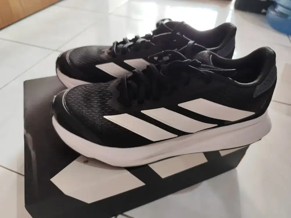 Adidas Duramo SL2 SL 2 Hitam US8/EUR 41 1/3 Bekas SANGAT ISTIMEWA