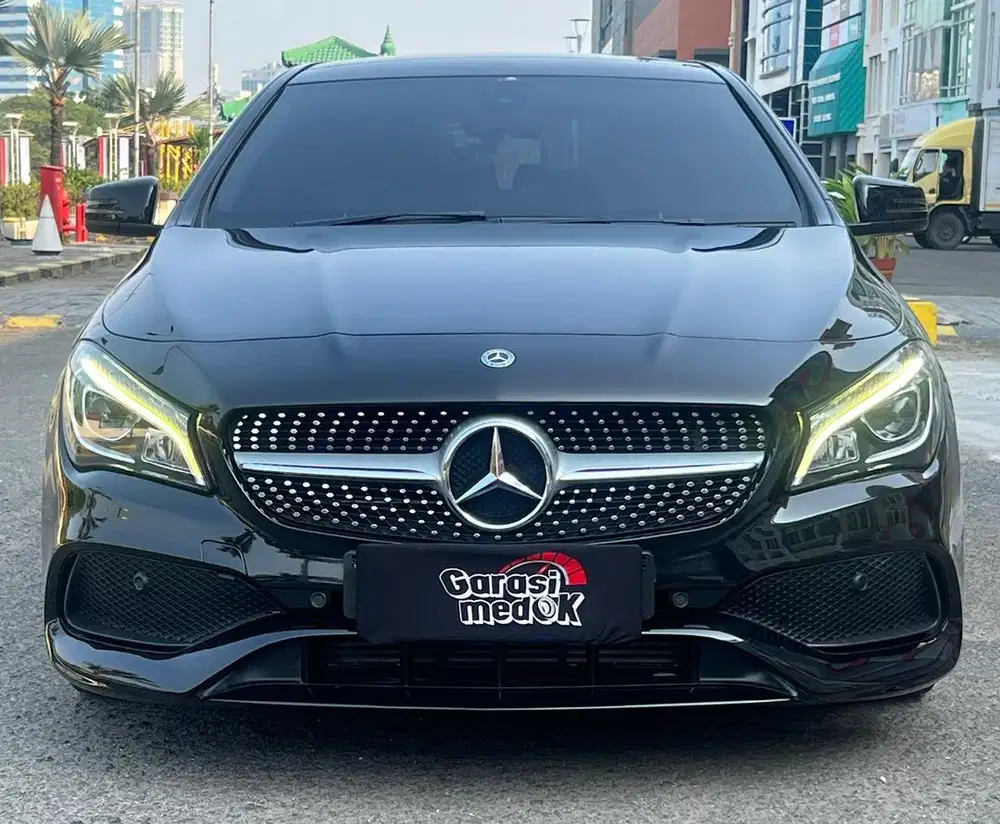 Mercedes Benz CLA200 CLA 200 AMG 2018 Antik Low KM Murah Bekas Ganjil