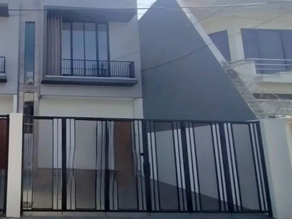 Rumah Baru gress Lebak Arum Thalia Ada instalasi AC, Row jalan 2 mbl