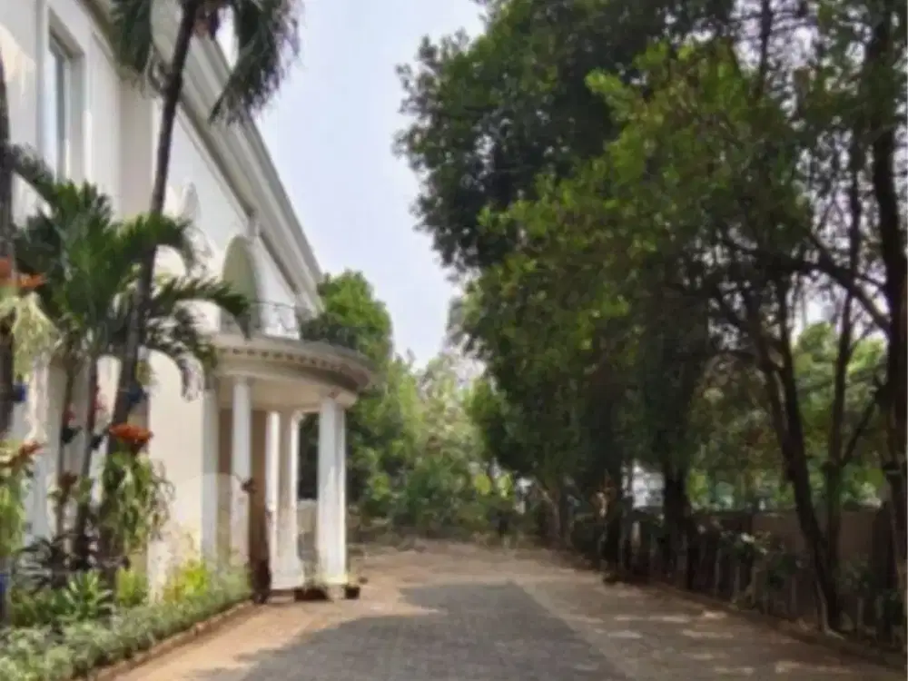Disewakan Rumah Luas bisa untuk Kantor/Office di Area Lebak Bulus Jakarta Selatan Stdn0189