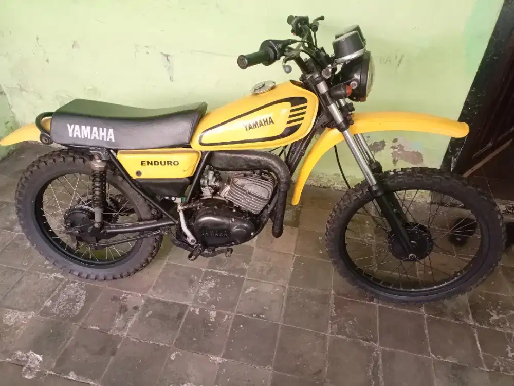 Yamaha DT 100 ENDURO