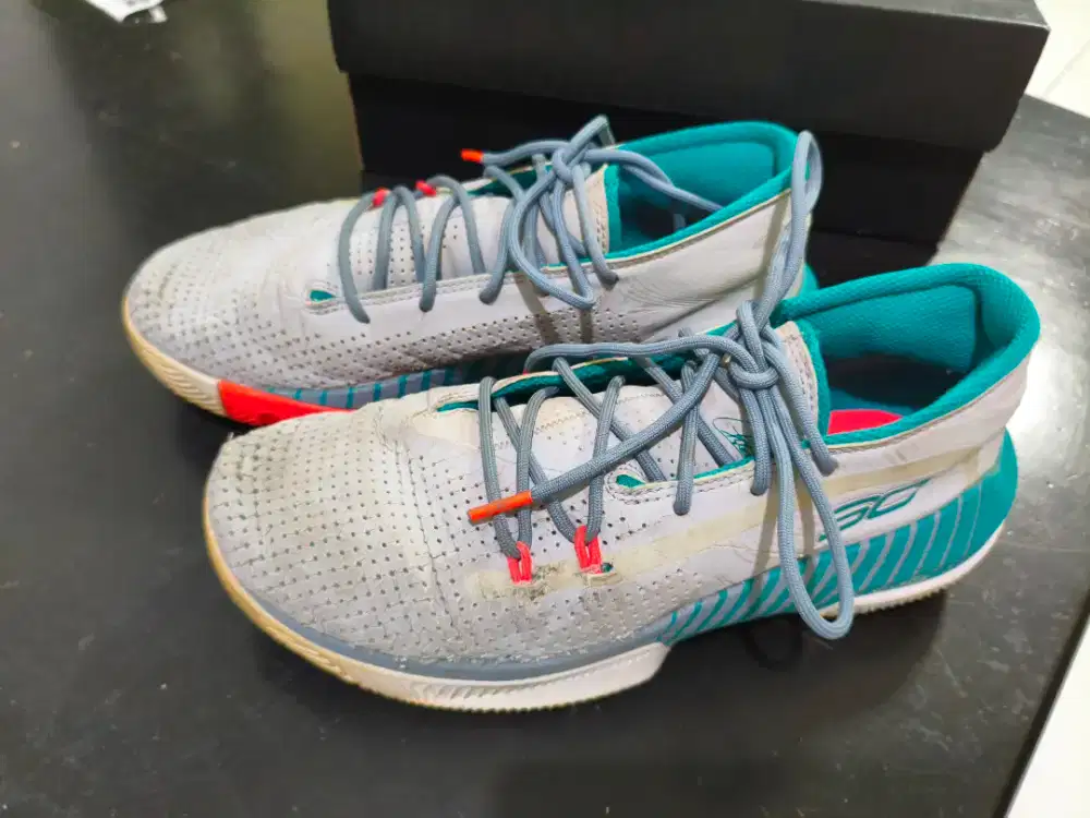Sepatu Basket Under Armour Original Bekas Second Ukuran 41