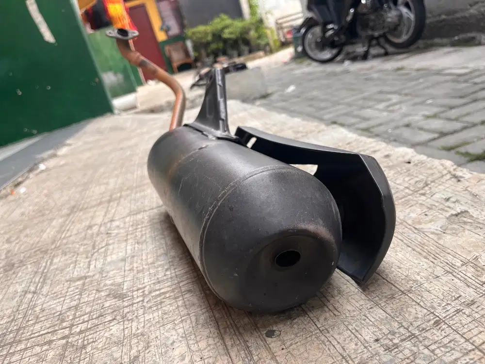 Kenalpot original pabrikan honda vario 110 fi