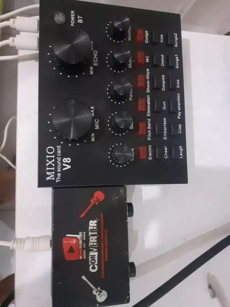 SOUND CARD V8 + AUDIO COVERTER KONDISI BAGUS JARANG PAKAI