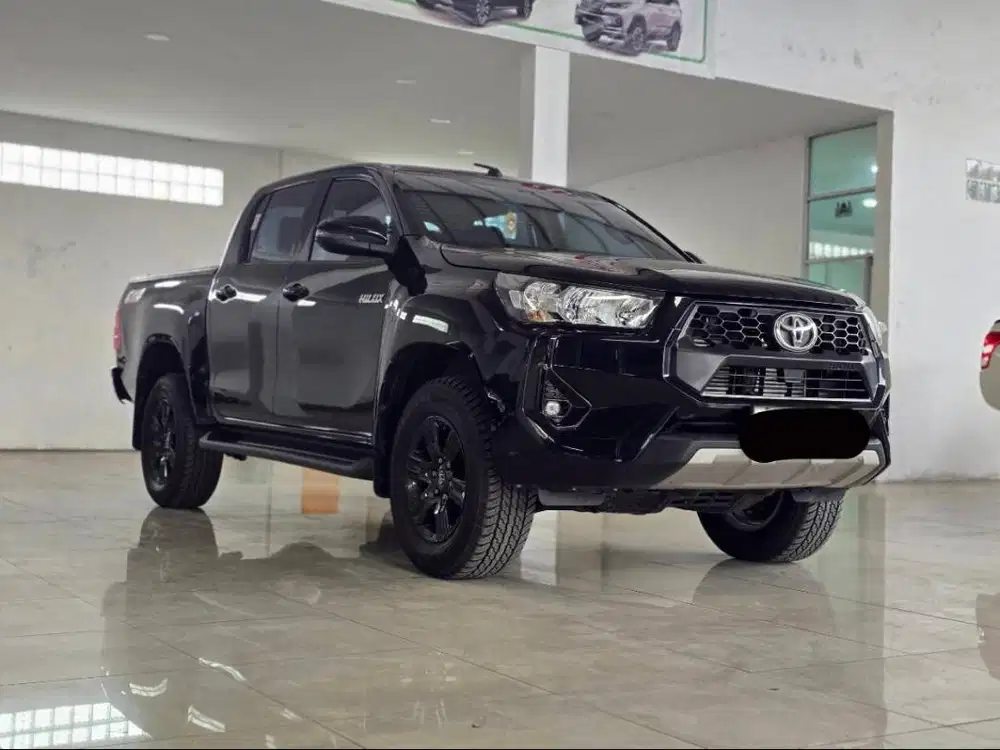 Toyota Hilux 2.4 G Double Cabin (4x4) Manual 2024