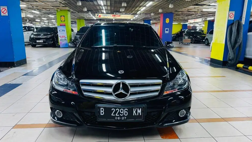 Mercy C 200 AVG 2012 Hitam