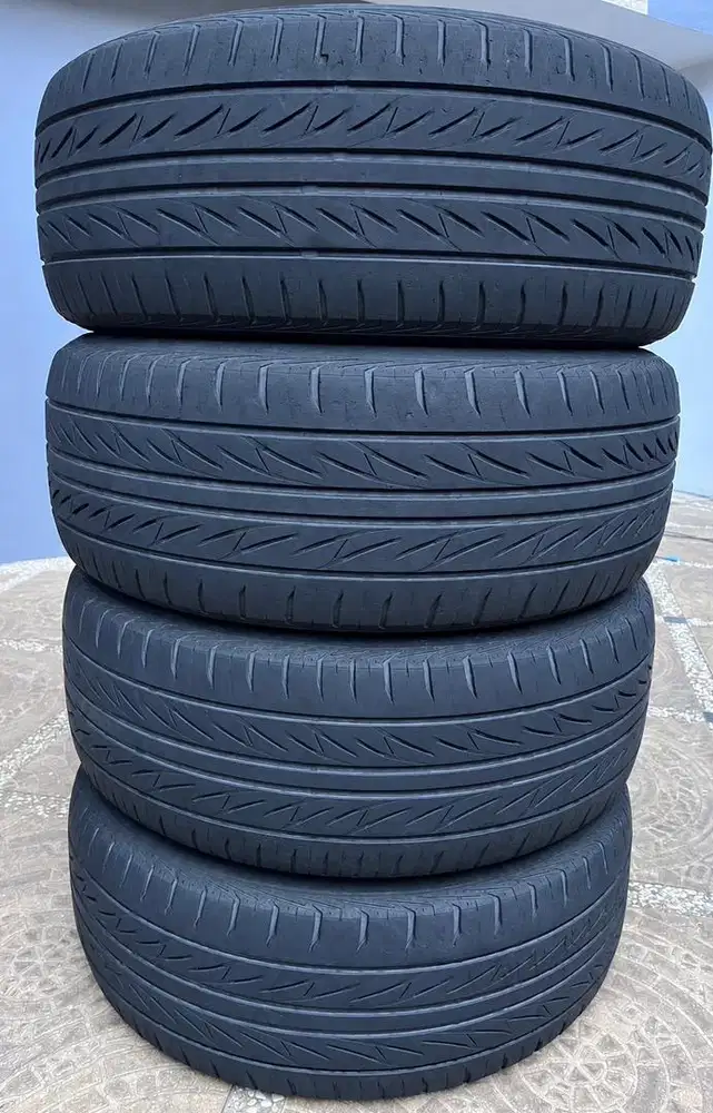 4 Ban Bridgestone Techno Sport 205/55 R16