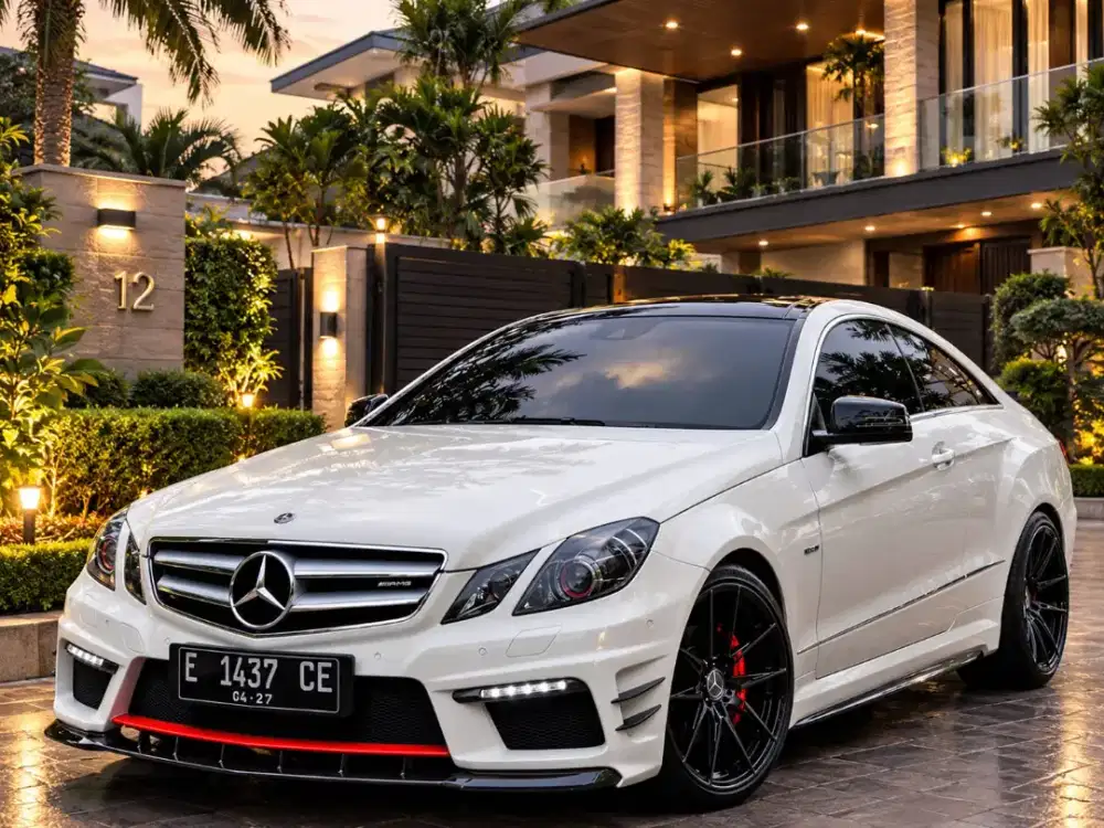 Km34rb ANTIK MERCEDES BENZ E250 COUPE Part Double