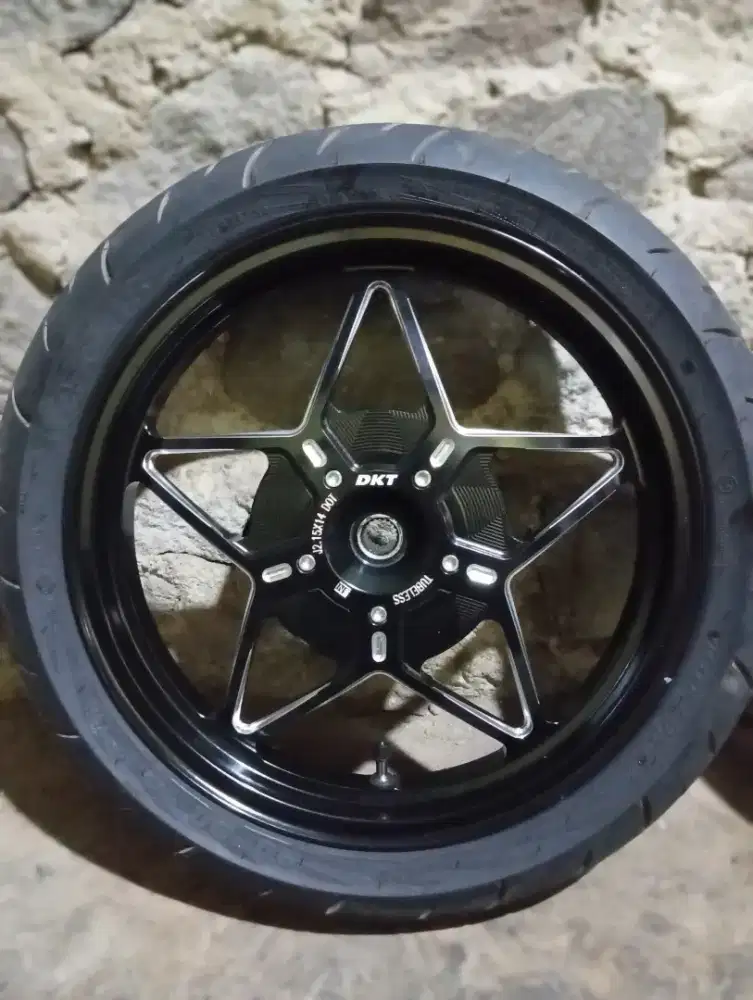Velg DKT R14  masih mulus