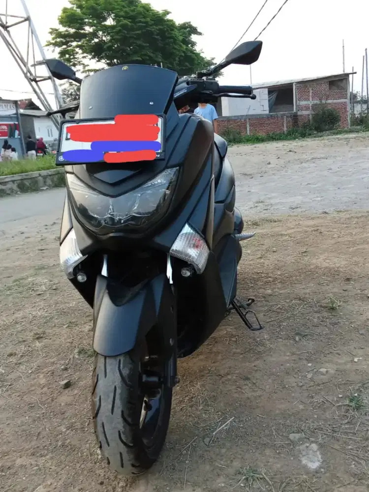 Dijual Yamaha NMAX 2019 Non-ABS warna Hitam Doff.