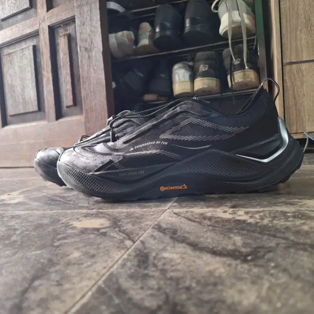 sepatu adidas HOLO PEAK MEN black original