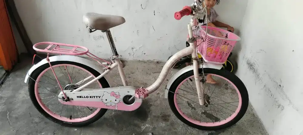 Sepeda anak cewe hellokity element