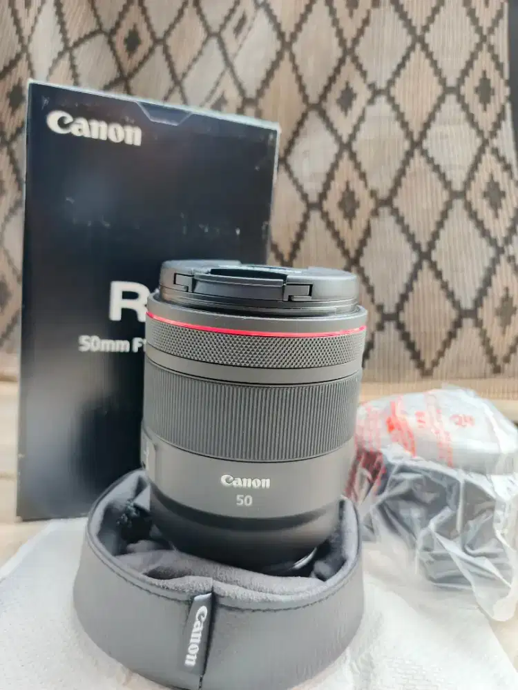 Canon RF 50mm f/1.2 L USM