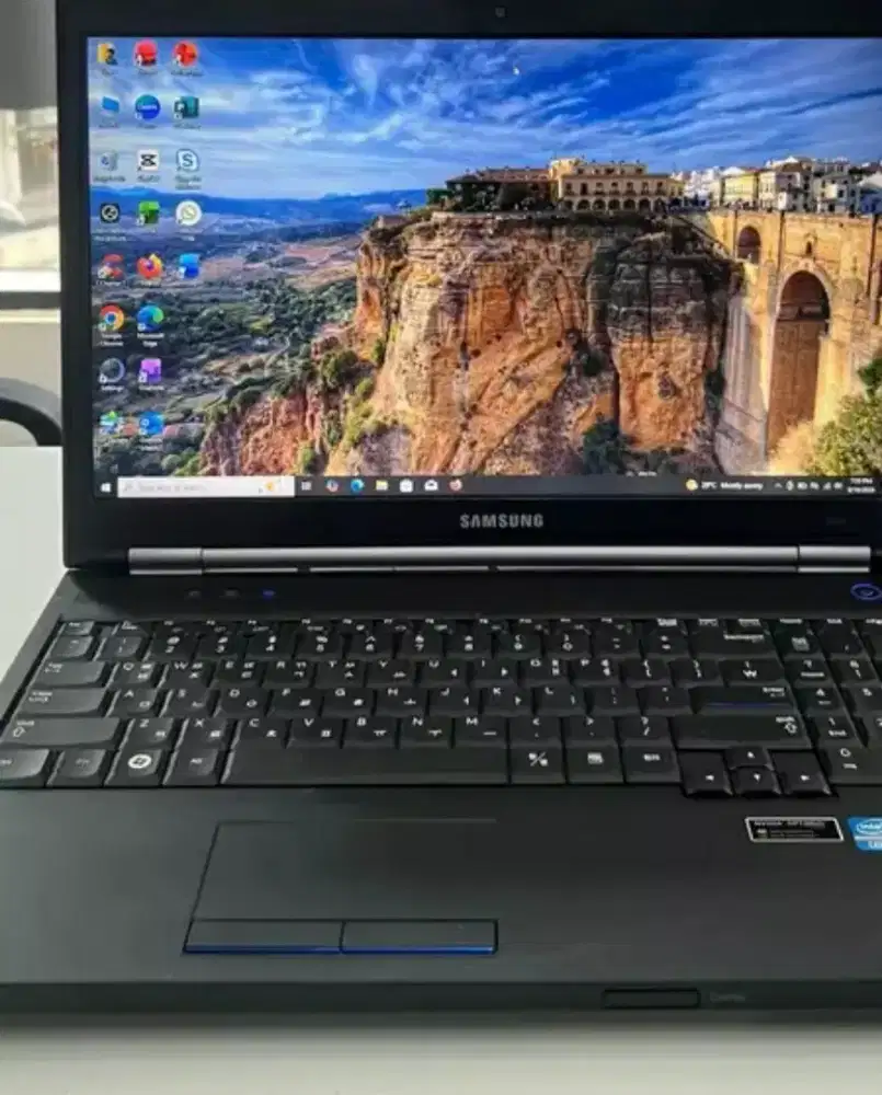 SAMSUNG NT400B5B Intel i7 2670QM,