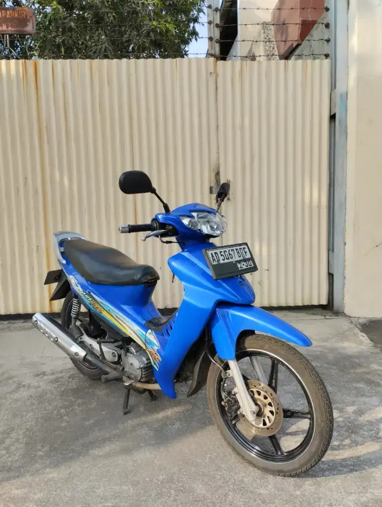 Suzuki Shogun 125 2004