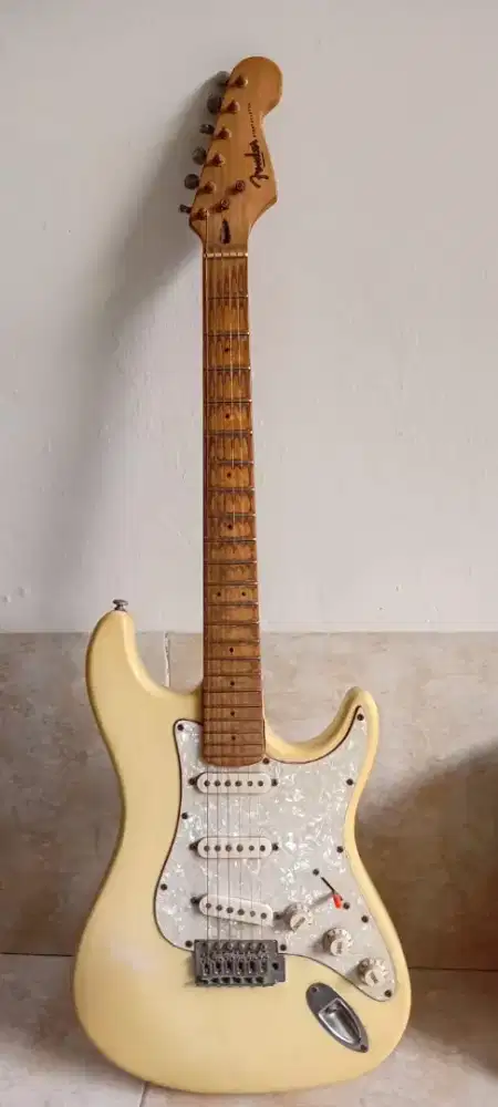 Gitar Stratocaster