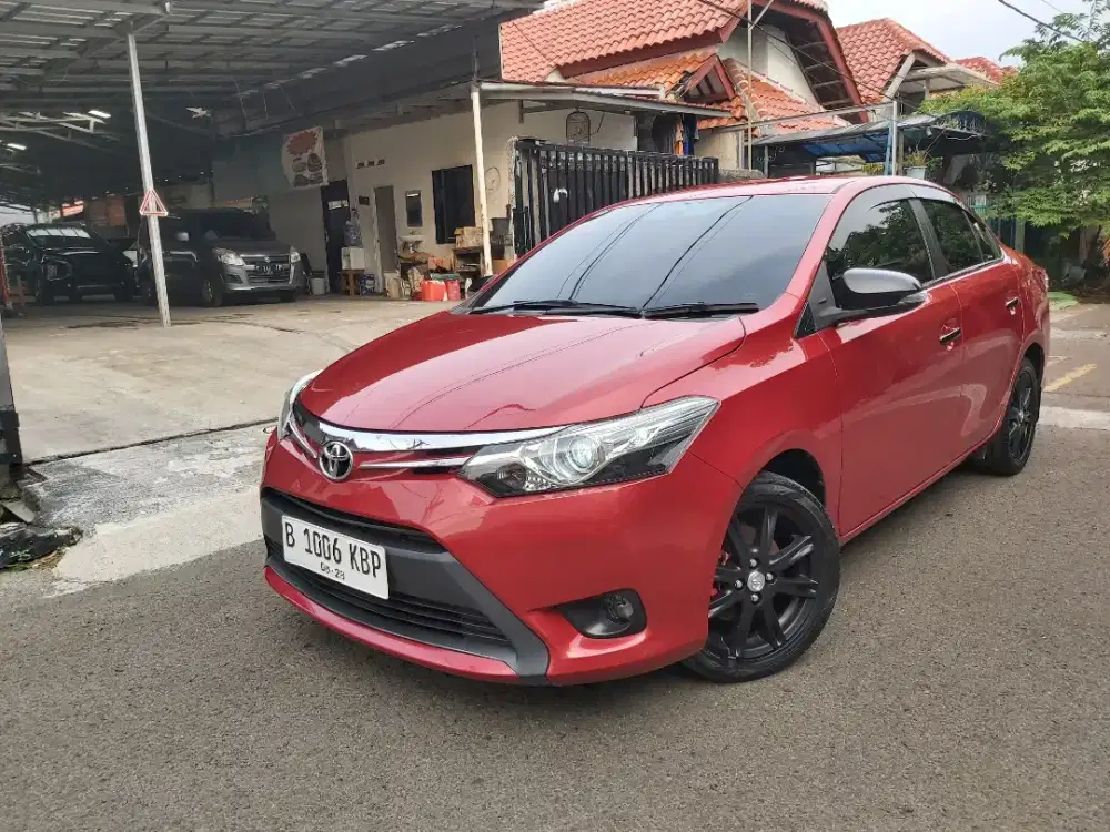 TDP 5 JUTA Toyota Vios G AT 2014 Merah