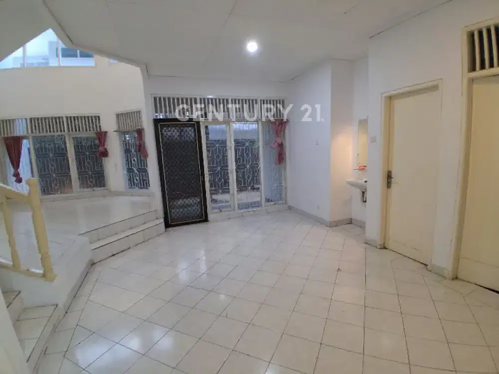 Dijual Rumah Dekat Taman Di Lippo Karawaci
