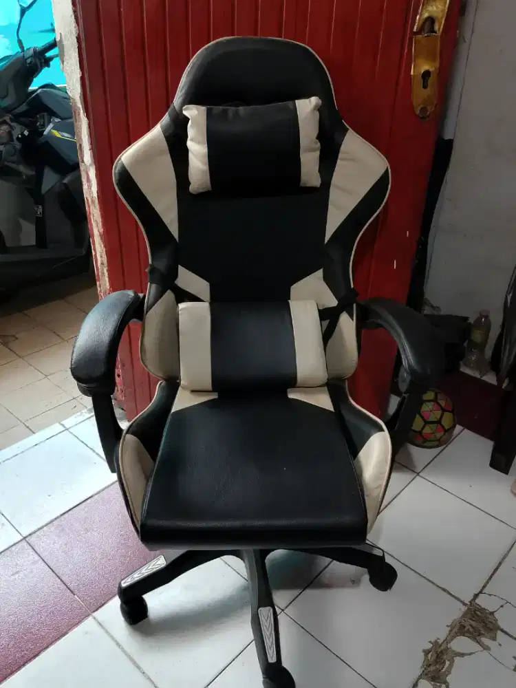 DIJUAL BANGKU GAMING !!!