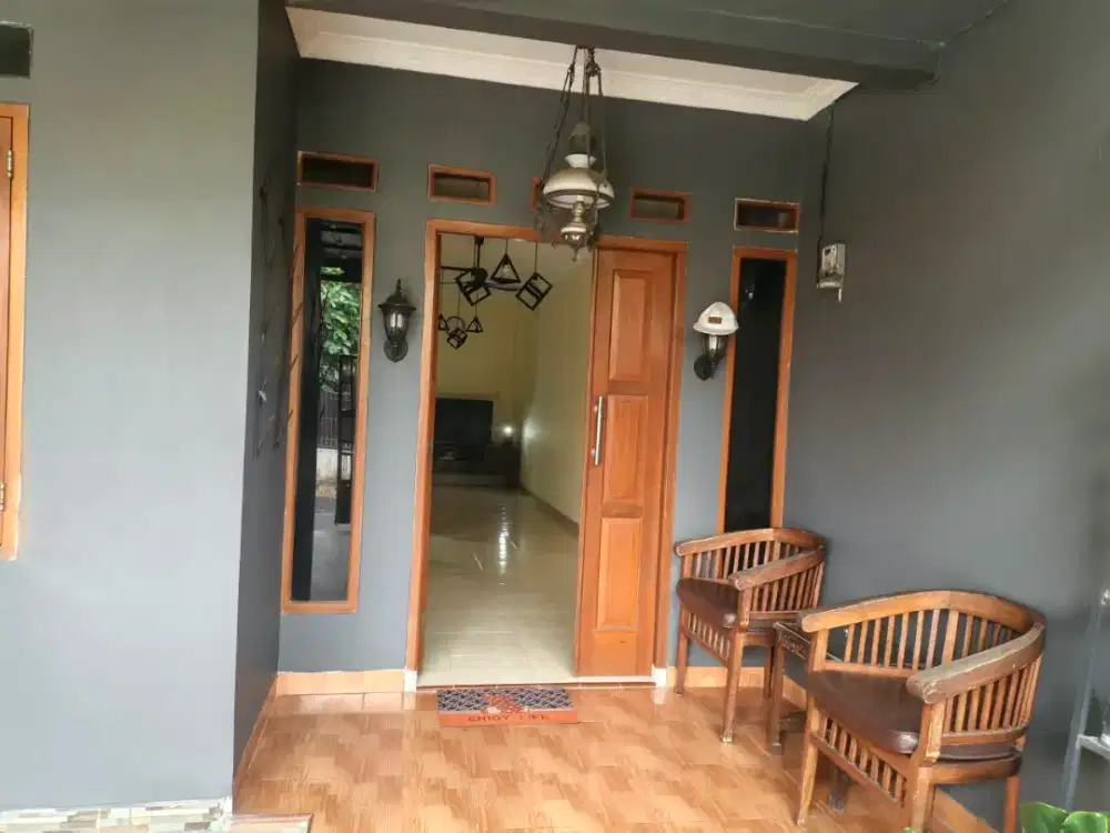 Disewakan Rumah baru renov lokasi strategis
